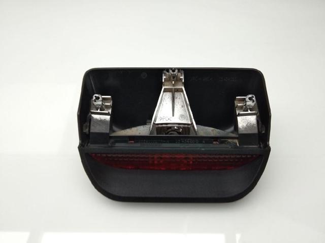 Lampa stop tylna dodatkowa Dacia Duster HS