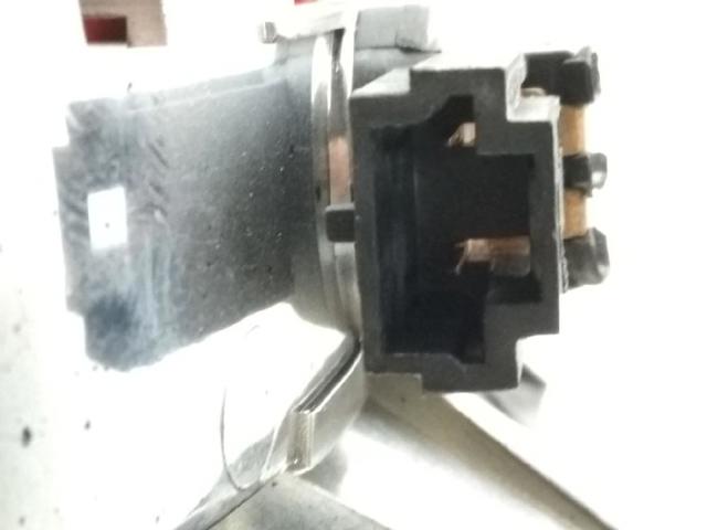 Lampa stop tylna dodatkowa Dacia Duster HS