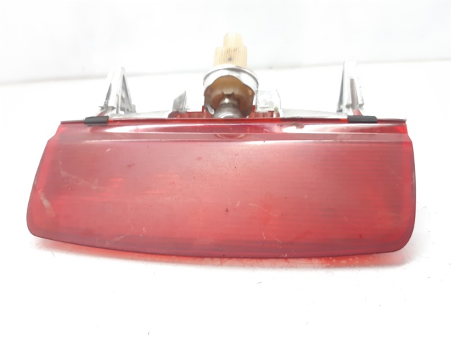 Lampa stop tylna dodatkowa 26590AX000 NISSAN