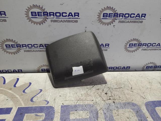 Lampa stop tylna dodatkowa 26590AX000 NISSAN