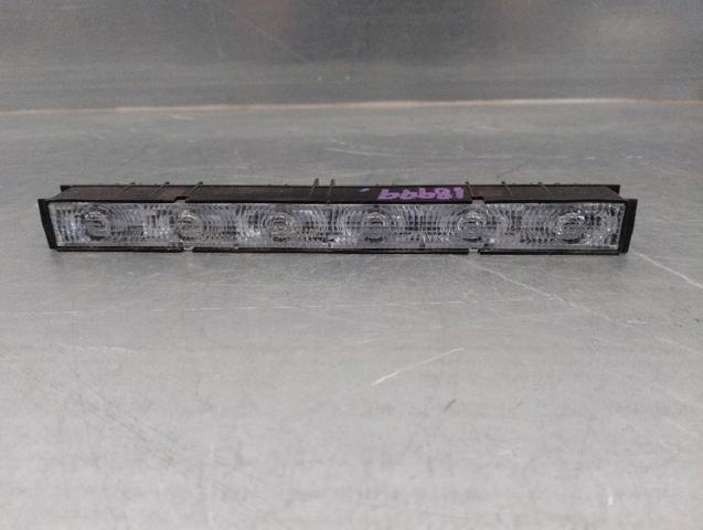 Lampa stop tylna dodatkowa do Renault DUSTER HM