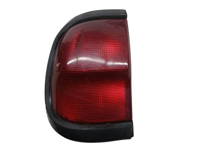 Lampa zespolona tylna lewa 268550X000 NISSAN