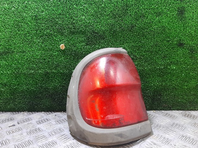 Lampa tylna Nissan Terrano