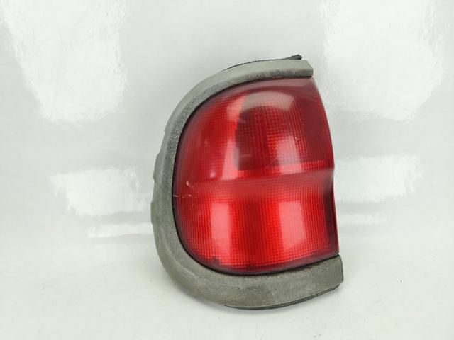 Lampa zespolona tylna lewa 268550X000 NISSAN