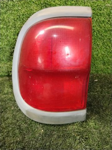 Lampa zespolona tylna lewa 268550X000 NISSAN