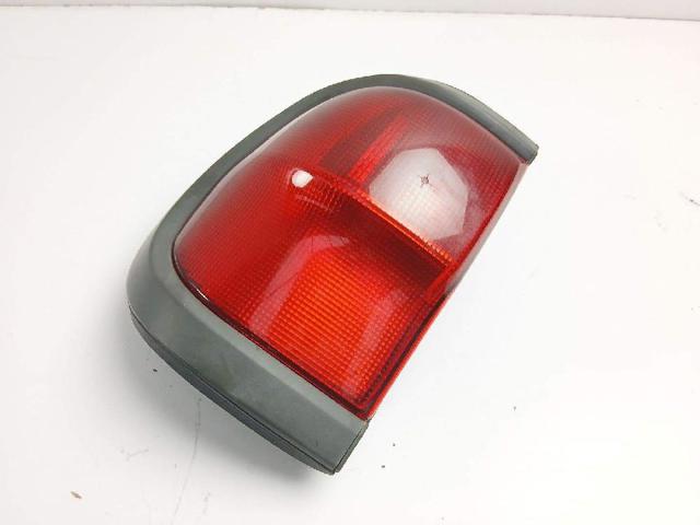 Lampa zespolona tylna lewa 268550X000 NISSAN