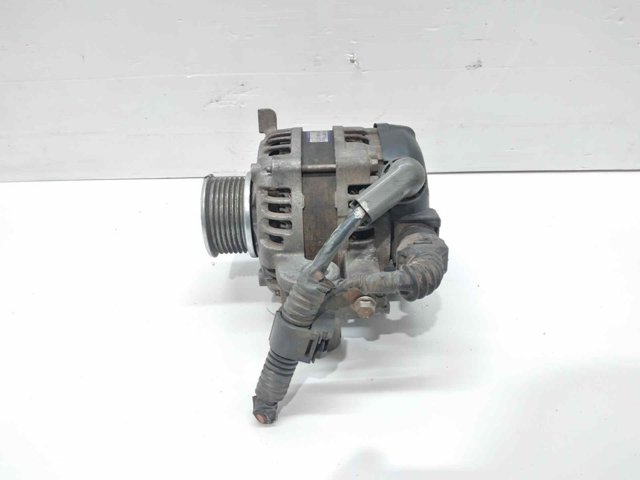 Alternator 270600R070 TOYOTA