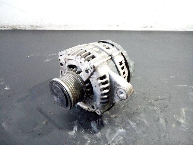 Alternator 2706030130 TOYOTA