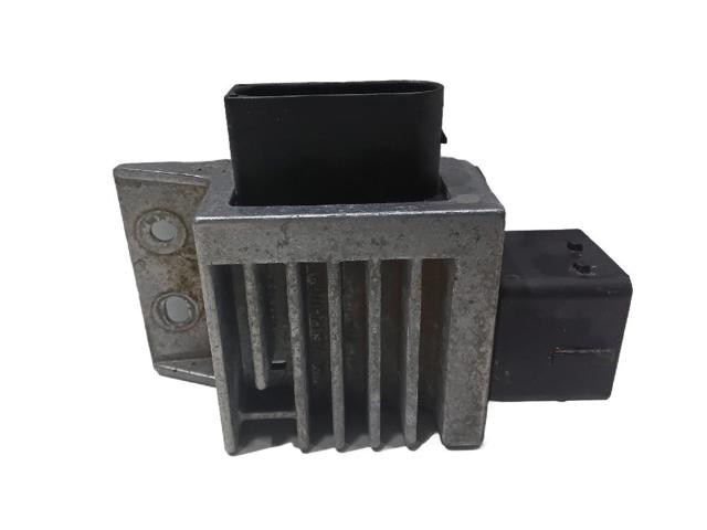 Przekaźnik świec żarowych 271203982R RENAULT