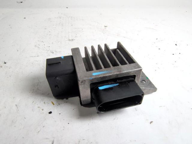 Przekaźnik świec żarowych 271203982R RENAULT