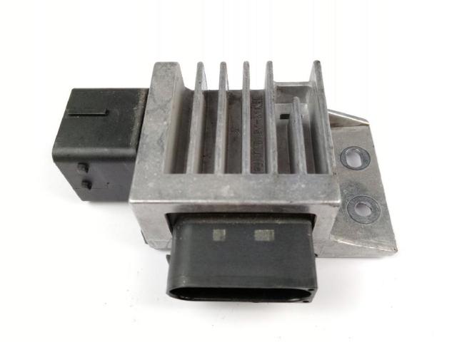 Przekaźnik świec żarowych 271203982R RENAULT