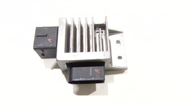 Przekaźnik świec żarowych 271203982R RENAULT