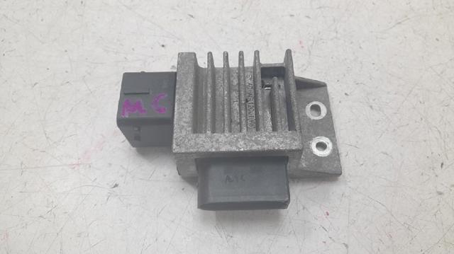 Przekaźnik świec żarowych 271203982R RENAULT