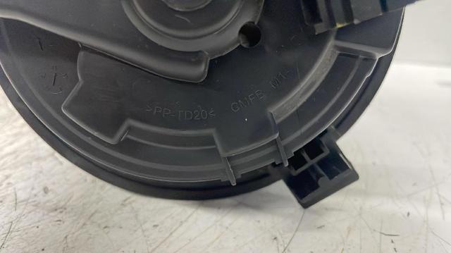 Rezystor wentylatora nagrzewnicy (ogrzewacza kabiny) Dacia Duster HM