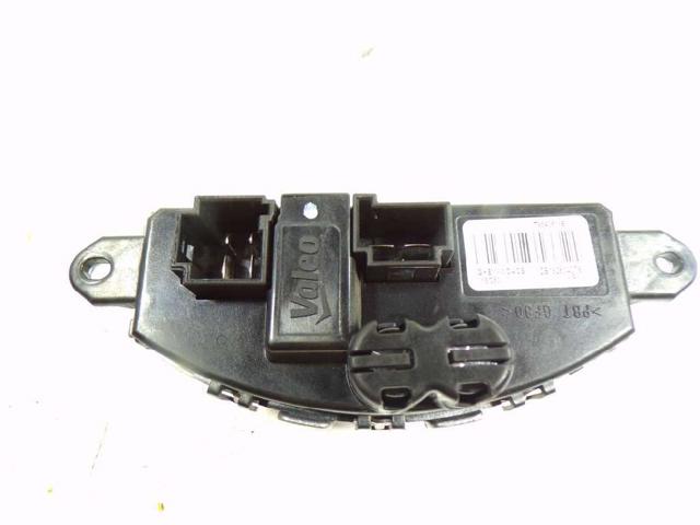 Rezystor wentylatora nagrzewnicy (ogrzewacza kabiny) 271505535R RENAULT