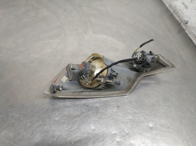 Lampa przeciwmgielna lewa 27156100 PEUGEOT