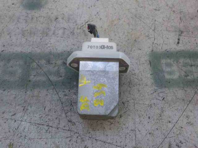 Rezystor wentylatora nagrzewnicy (ogrzewacza kabiny) 2722670T03 NISSAN