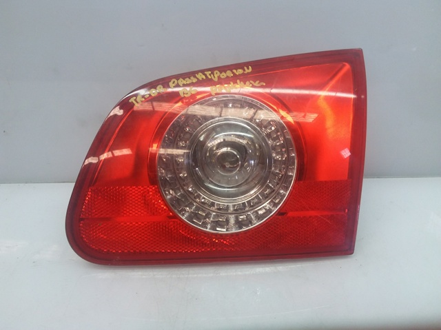 Lampa zespolona tylna prawa wewnętrzna 27448002 VAG