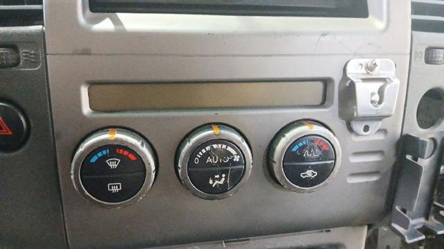 Nissan Pathfinder (2005-2012)