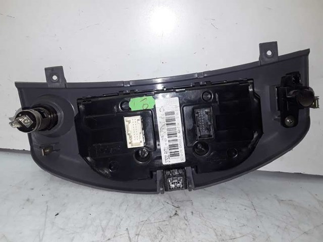 Sterownik trybów ogrzewania/klimatyzacji Nissan Micra K12