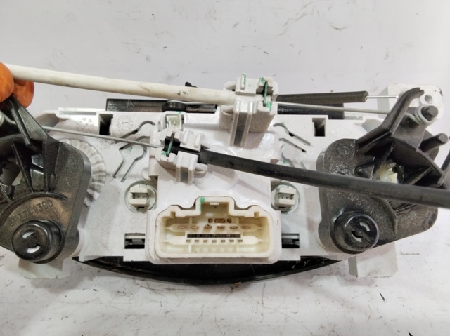 Sterownik trybów ogrzewania/klimatyzacji 275106734R RENAULT