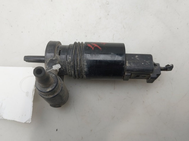 2751743 BMW