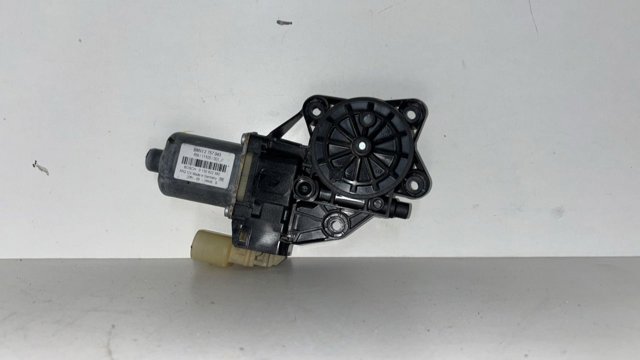Mechanizm podnoszenia szyby drzwi przednich lewych 2757043 BMW