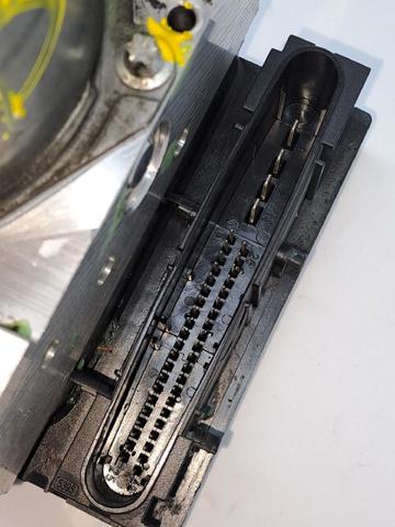 Sterownik ABS  hydrauliczny Subaru Forester 3 S12, SH