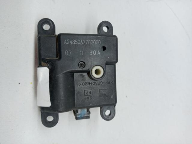 Silniczek klapy nagrzewnicy 27730ET00A NISSAN