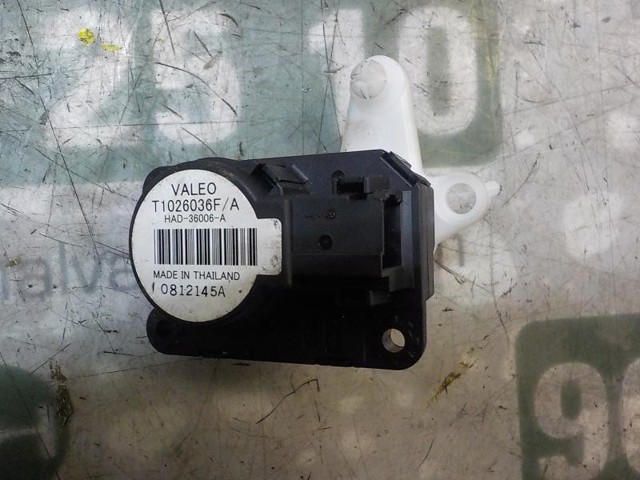 Silniczek klapy nagrzewnicy 277323754R RENAULT