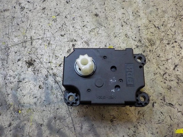 Silniczek klapy nagrzewnicy 277323754R RENAULT