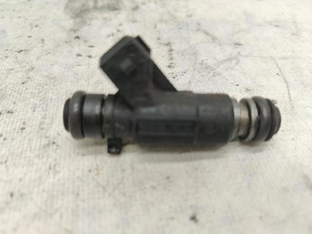 Wtryskiwacz paliwa 280155731 VAG