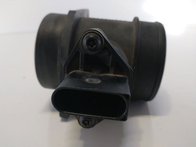 Czujnik przepływu powietrza, przepływomierz powietrza M.A.F. 280218063 VAG