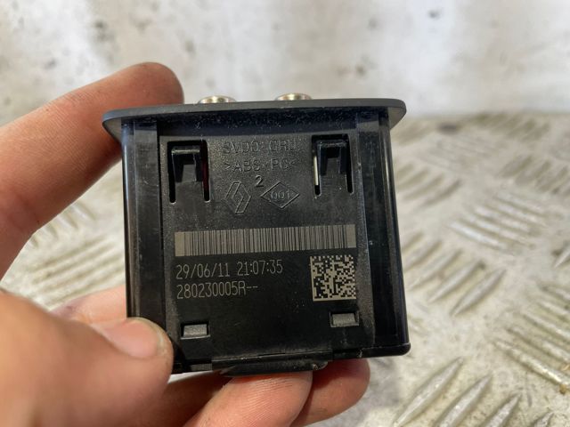 280230005R Renault (RVI)