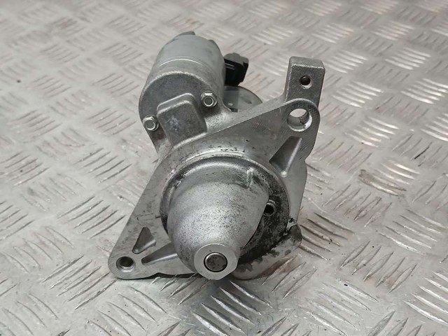 281000Y091 Toyota