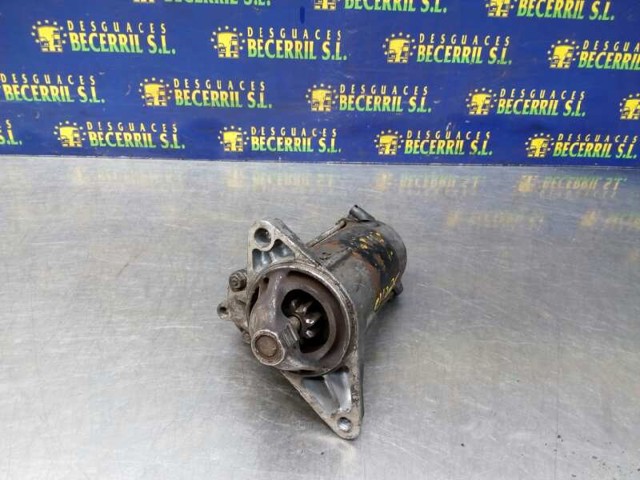 Rozrusznik Toyota Corolla E9