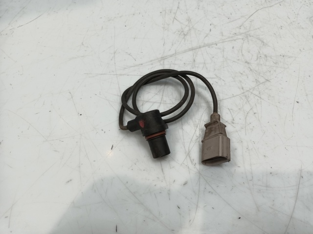 Czujnik położenia wału korbowego 281002223 VAG