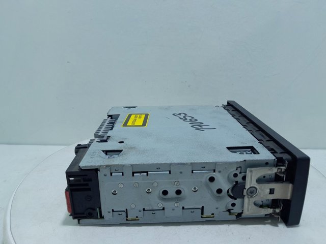Radioodtwarzacz (radio AM/FM) do Renault LOGAN LS