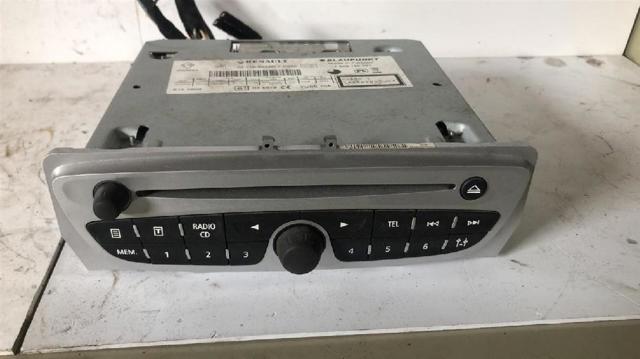 Radioodtwarzacz (radio AM/FM) 281151029R RENAULT