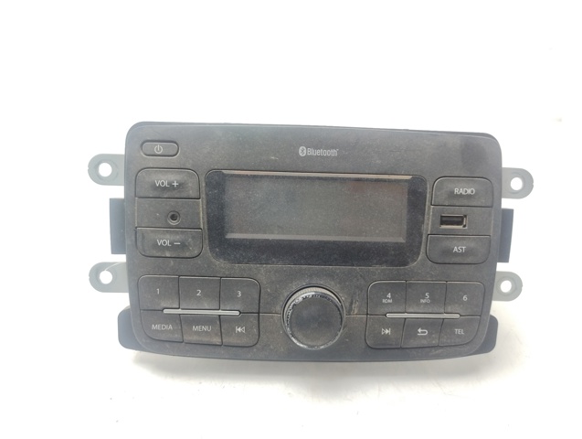 Kupić Radioodtwarzacz (radio AM/FM) Renault LOGAN II L52 w dobrej cenie