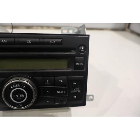 Radioodtwarzacz (radio AM/FM) Nissan JUKE F15
