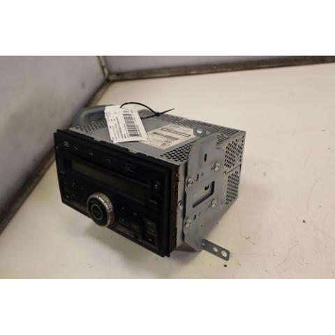 Radioodtwarzacz (radio AM/FM) Nissan JUKE F15