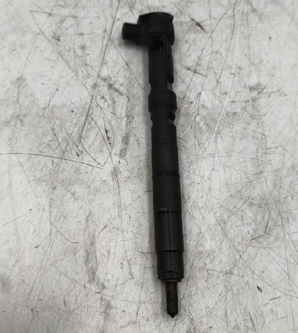 Wtryskiwacz paliwa 28231462 VAG