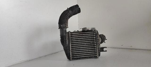 Chłodnica intercoolera 282702725X HYUNDAI