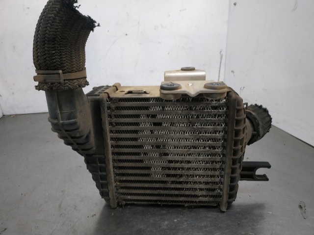 Chłodnica intercoolera 282702725X HYUNDAI