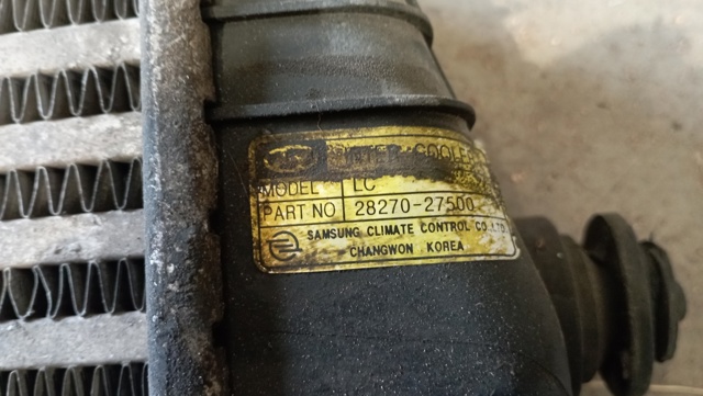 Chłodnica intercoolera 2827027500 HYUNDAI