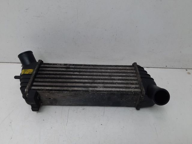 Chłodnica intercoolera 2827027500 HYUNDAI