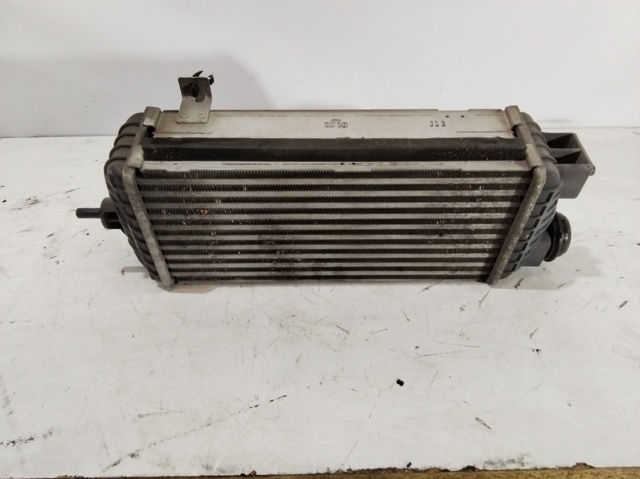 Chłodnica intercoolera 282702A430 HYUNDAI