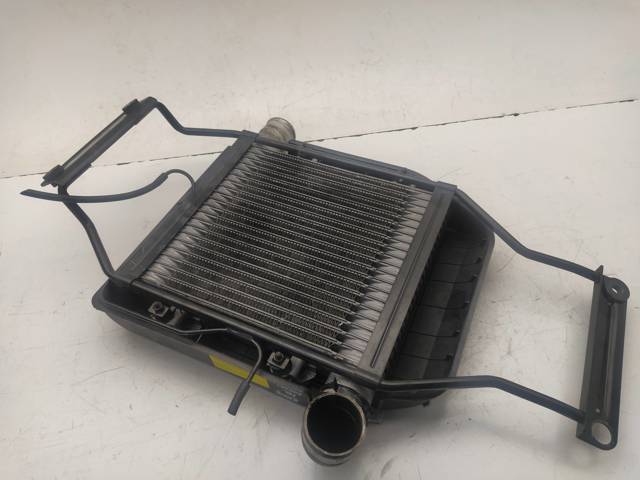 Chłodnica intercoolera 2827127350 HYUNDAI