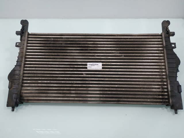 Chłodnica intercoolera 2827127400 HYUNDAI
